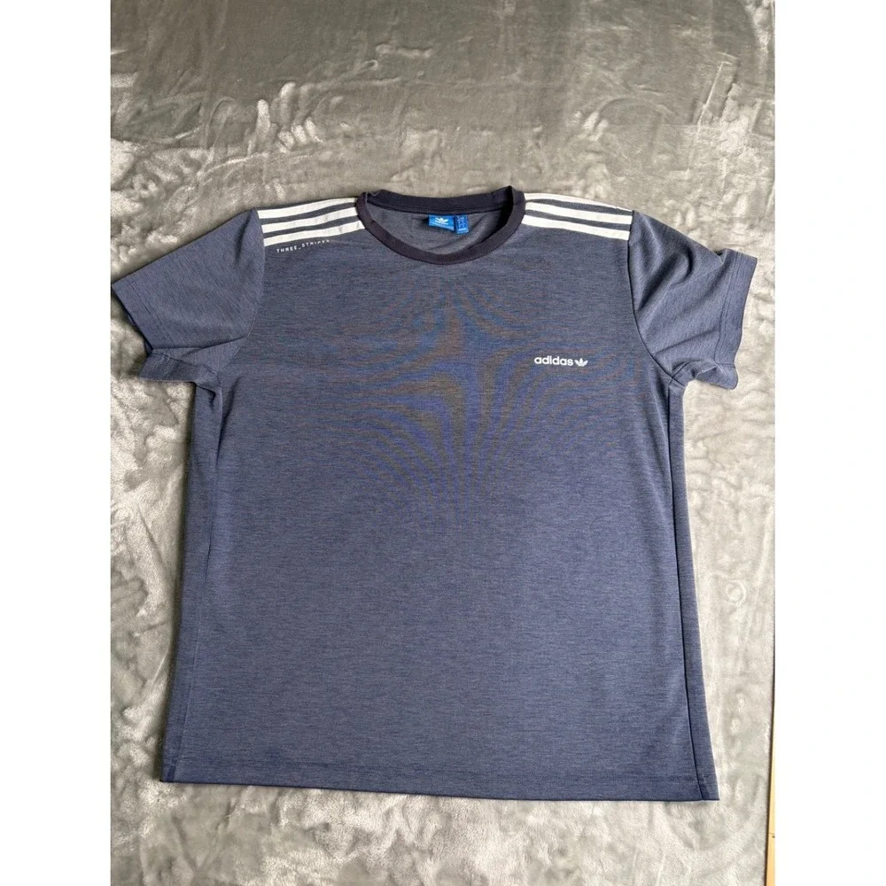adidas Originals Three Stripes T-Shirt‎ Men's L Blue Polyester Blend Used